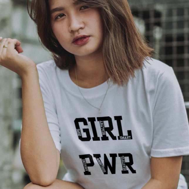 Girl Pwr Graphic T-Shirt (Skapare uppladdad)
