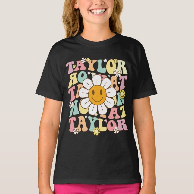 Girl Retro Taylor First Namn Personlig Groovy T Shirt (Framsida)