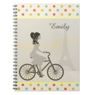 Girl Riding Bike i Paris Polka Dot Personlig Anteckningsbok