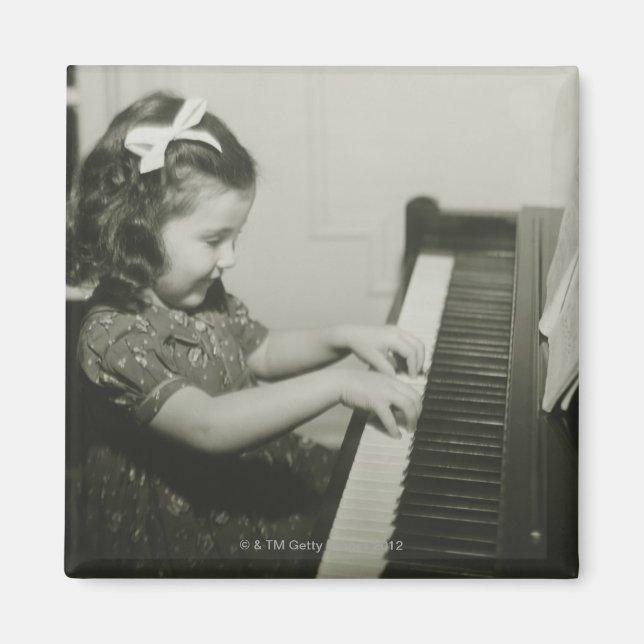 Girl Spela Piano Magnet (Framsidan)