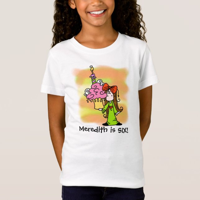Girl with Cupkaka Anpassade Birthday T-shirt (Framsida)