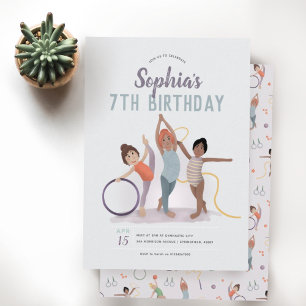 Girls Cute Lila Gymnastics 7:e Birthday Inbjudningar