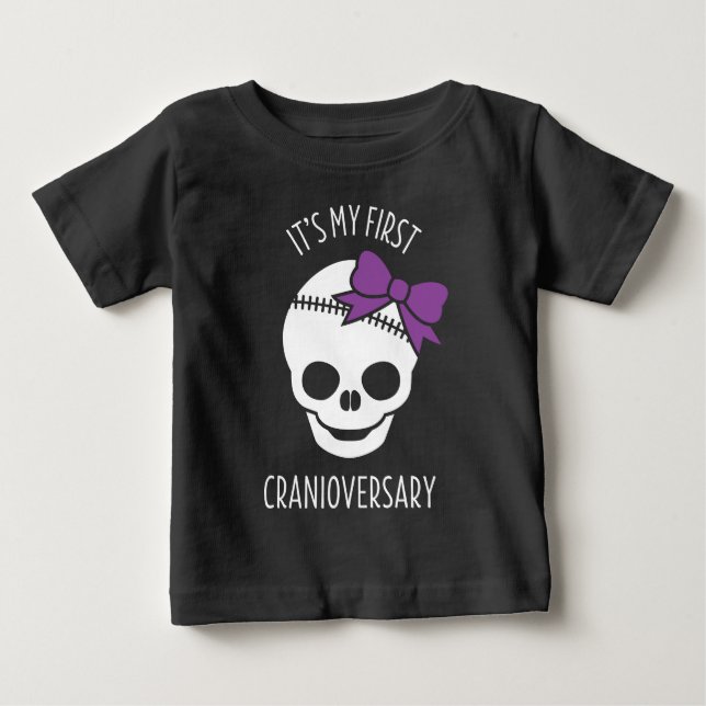 Girls First Cranioversary Skull med Bow Baby T-Sh T Shirt (Framsida)