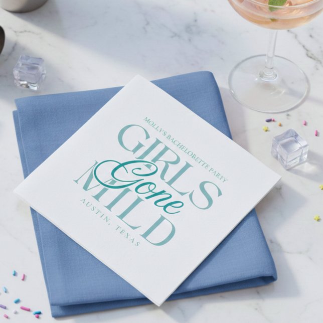 Girls Gone Mild Blue Bachelorette Pappersservett (Girls Gone Mild Blue Bachelorette Napkins)