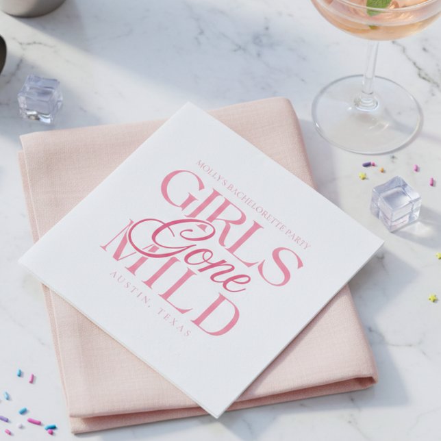 Girls Gone Mild Pink Bachelorette Pappersservett (Girls Gone Mild Pink Bachelorette Napkins)