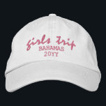 Girls Resa Modern Script Typography-Personlig Broderad Keps<br><div class="desc">Anpassningsbarna Girls Resa Modern Script Typography Personlig Embroied Baseball Cap har den enkla,  moderna,  broderade  "Girls Resa" med plats och datum eller år för personligen. Perfekt till dina nästa flickor resa. Skapat av Evco Studio www.zazzle.com/store/evcostudio</div>