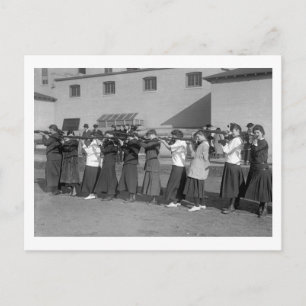 Girls Rifle Team, 1916 Vykort