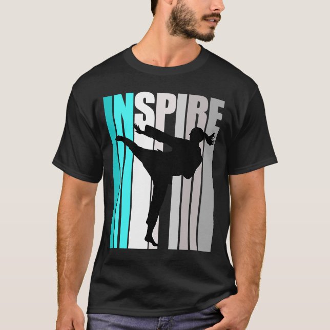 Girls Turcos Karate Limitless Birthday Encourag T Shirt (Framsida)