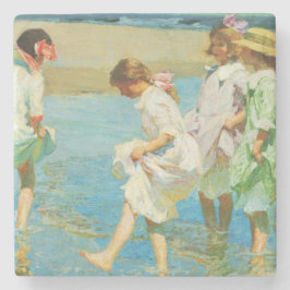 Girls Walking i Vatten vid Seaside Stenunderlägg