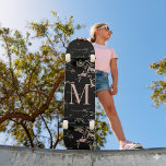 Girly Black Marble Ro Gold Foil Monogram Mini Skateboard Bräda 18,5 Cm<br><div class="desc">Girly Black Marble Ro Gold Foil Monogram Skateboard med trendig coppery ro guld/rosa på svarta marmor och ditt anpassningsbar monogram. Perfekt för ditt giriga,  lyxaktiga estetiska.</div>