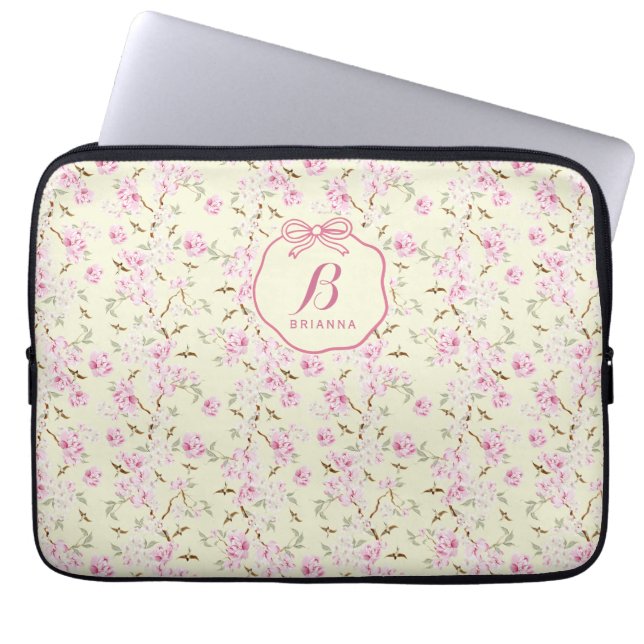 Girly Floral Yellow Pink Bow Coquette Monogram Laptop Fodral (Framsidan)