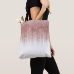 Girly Glamous Glitter-stripe Ro Tygkasse<br><div class="desc">Den glamorösa, moderna och gigantiska designen om perfekten för eleganten är på modet. Den har en faux utskriven glatt ro guld glitter-sekvin stripe ombre-övertoning ovanpå en vit bakgrund. Det är söt, vackert och gigantiskt! ***VIKTIG DESIGN-ANMÄRKNING: Om du vill ha en anpassad design-begäran, t.ex. matchande produktbegäranden, färg-ändringar, placeringsändringar eller någon annan...</div>