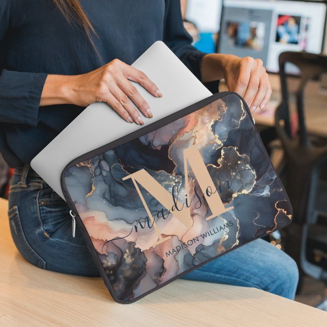 Girly Marble Glitter Agate Guld Monogram Initial Laptop Fodral (Skapare uppladdad)