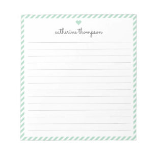 Girly Mint Grönt Rand Feminine Script Heart Namn Anteckningsblock