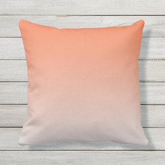 Girly Modern Orange Ombre Kudde