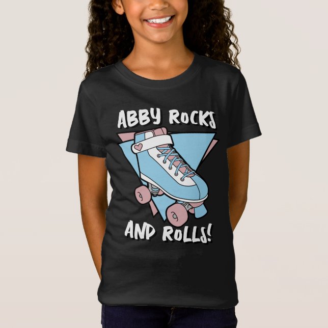 Girly Namn Pastel Blue Rosa Roller Skate T Shirt (Framsida)