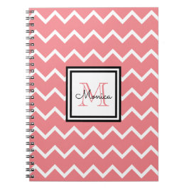 Girly Pastel Red Namn Monogram Chevron Anteckningsbok