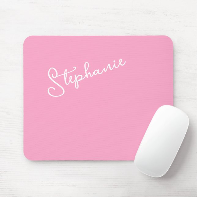 Girly Pink Minimalist Script Personalized Name  Musmatta (Med mus)