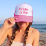 Girly Rosa Bride Tribe minimalist Bachelorette Keps<br><div class="desc">Roligt,  flirtig rosa med enkelt lodrät blockering av brev till ge till varje gäst på bachelorette-partiet. Söt är för din favoritstam! Säg mig om du vill att något annat än det du ser här-lycklig ska skapa anpassningsbar åt dig.</div>