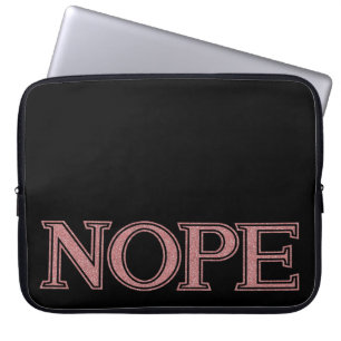 Girly Rosa Glitter Funny Sarkastic Nope Block Text Laptop Fodral