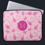 Girly Rosa Sleek Cat Mönster Monogram Laptop Fodral<br><div class="desc">Girly rosa cat mönster med monogram som tillval.</div>