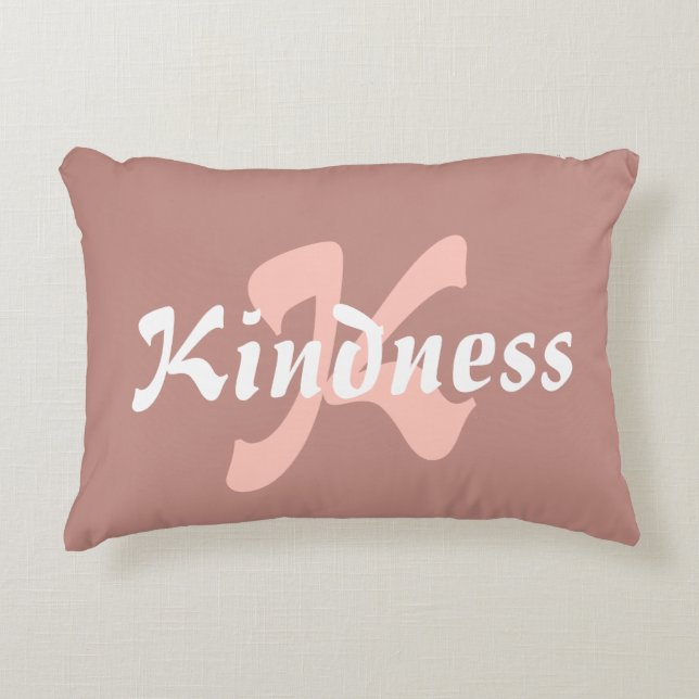 Girly Rosy-Brown Kindness Affirmation Pillow Prydnadskudde (Framsidan)