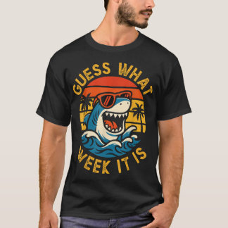 Gissa vilken vecka det är i Shark Älskare 2025 Oce T Shirt