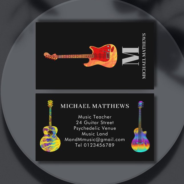 Gitarr Musiklärare Monogram Visitkort (Fire guitar on black music teacher professional musician business card)