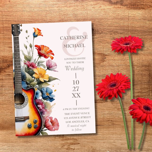 Gitarr Vildblomma Et-tecken Musikalisk Bröllop Inbjudningar (Flat lay music theme guitar celebration wildflower meadow rustic wedding Invitation)