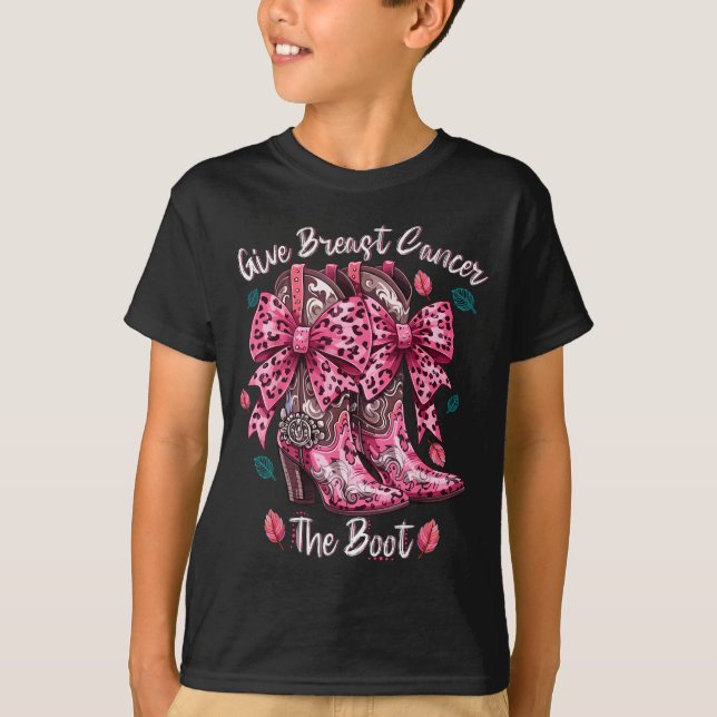 Give Breast Cancer The Boot Nk Cowgirl Western Tee (Framsida)