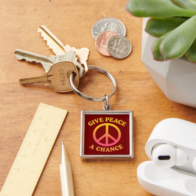 'Give Peace a Chance' Keychain Fyrkantig Silverfärgad Nyckelring (Skrivbord)