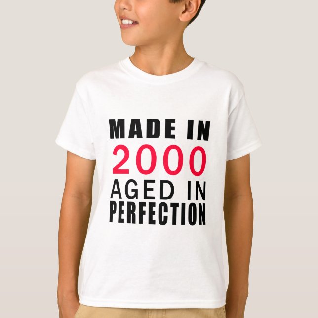 Gjort i 2000 som åldras i perfektion t shirt (Framsida)