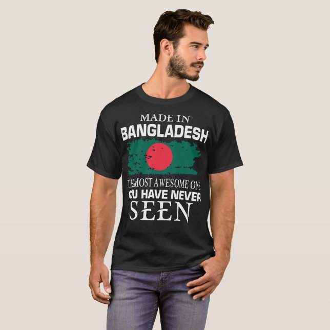 Gjort i Bangladesh mest enorm som ses aldrig T Shirt (Hel framsida)