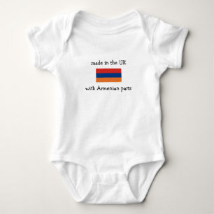 gjort i UKEN med armeniska delar Tee