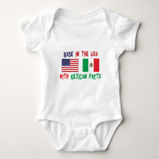 Gjort i USA med den mexicanska delbabyT-tröja T-shirt