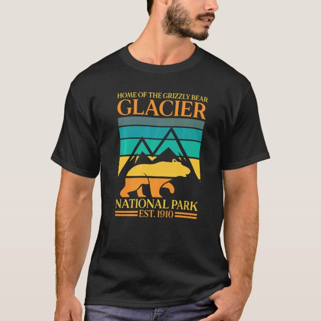 Glacier National Park Grizzly Bear Hiking Vacation T Shirt (Framsida)