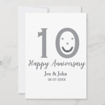 Glad 10-årsjubileum namn datum grå fet emoji