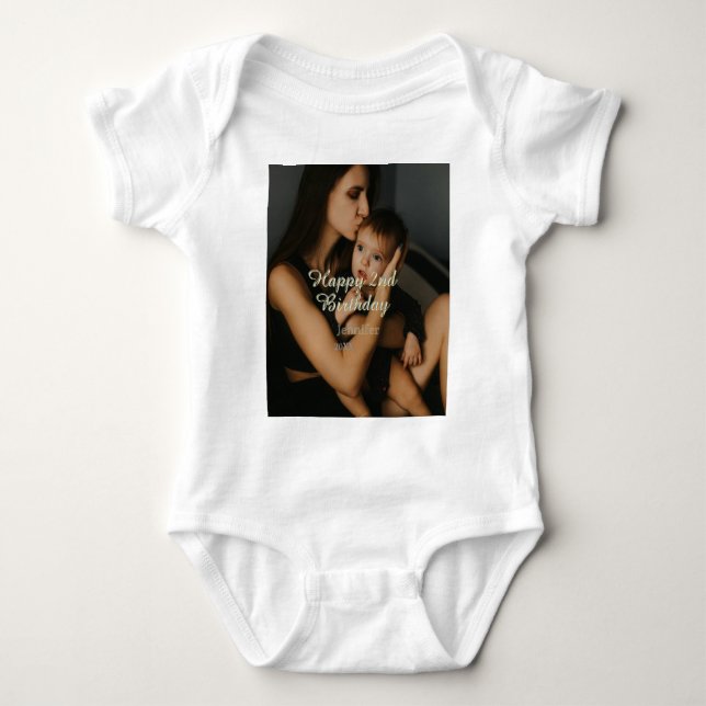 Glad 2-årsdag barn bebis mamma gul grå na t shirt (Framsida)
