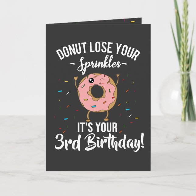 Glad 3-årsdag Donut Tema Roligt Kort (Framsida)