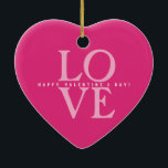 Glad Alla hjärtans dag Elegant Kärlek Romantic ros Julgransprydnad Keramik<br><div class="desc">Grattis på Alla hjärtans dag - Fin Elegant design med modern Papper ART-dekoration, rosa mönster. Fin romatisk design med speciell önskemål-malltext. Kalligrafi, bokstäver. Anpassa dem genom att lägga till önskemål-texten och Namn som ett eget för Trendigets minimala design. Hem & Living > Home Décor > Helgdag accents > Ornaments (För...</div>