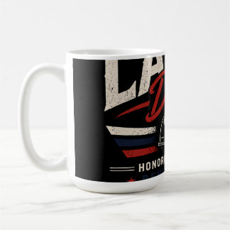 Glad arbetsdag Vintage typografi för att hedra  Kaffemugg