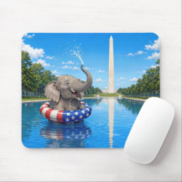Glad elefant i den reflekterande poolen musmatta