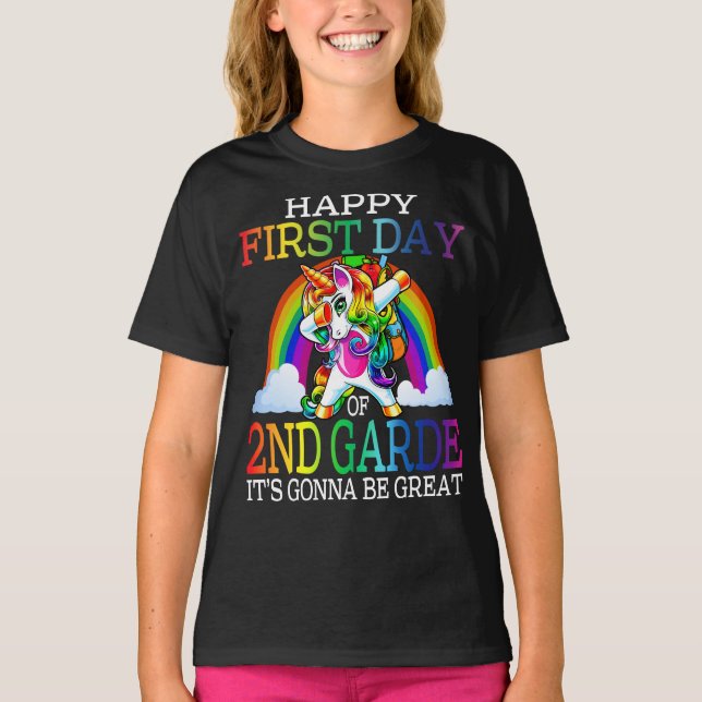 Glad första dag i 2:a klass  t shirt (Framsida)