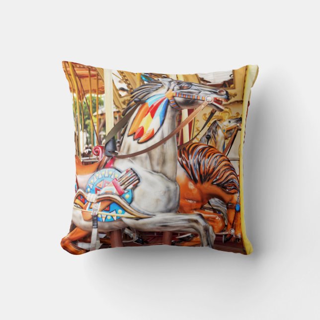 Glad-gå-runda målad ponnykarusellserie 34 kudde (Framsida)