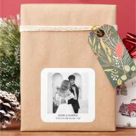 Glad & Gift - Personlig jul för nygifta Fyrkantigt Klistermärke