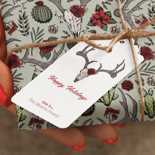 Glad helg Blommigt Reindeer Skull Bull Skull Presentetikett (Custom "Happy Holidays" Country Western Christmas Hand-Drawn Reindeer Skull, Antlers, Red Roses.)