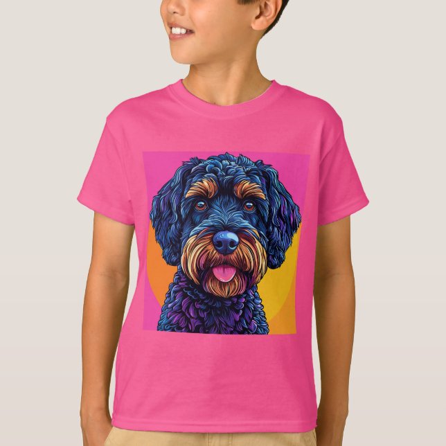 Glad hund mot färgglad bakgrund t shirt (Framsida)