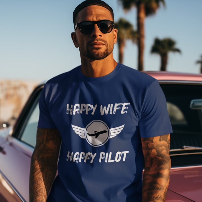 Glad Hustru Glad Pilot Typografi, Luftfart, Roligt T Shirt (Skapare uppladdad)