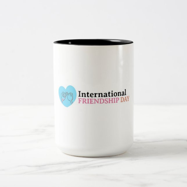 Glad Internationella Vänskapsdagen Två-Tonad Mugg (Center)