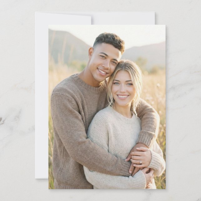 Glad Jordnära Realistisk Foto Inbjudningar (Framsida)